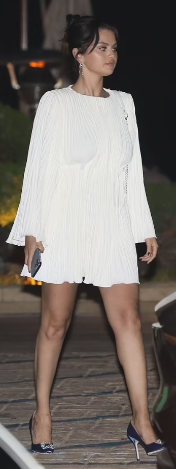 Selena Gomez looks angelic in white minidress while celebrating 30th  birthday with Taylor Swift | Daily Mail Online