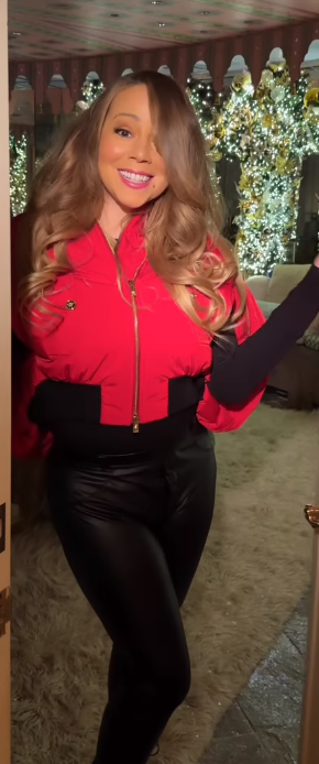 Mariah Carey's Fashion on X: Mariah Carey wearing Louis Vuitton Cyclone  Sunglasses ($650) & Gucci leather gloves ($620) in Aspen (2022)   / X