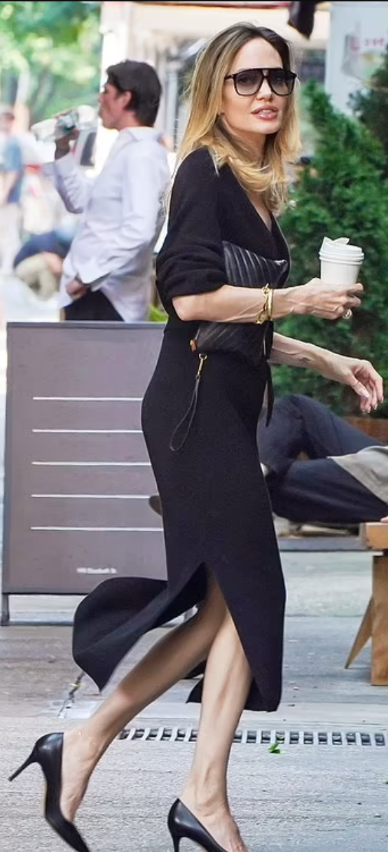 Angelina Jolie – OutfitID